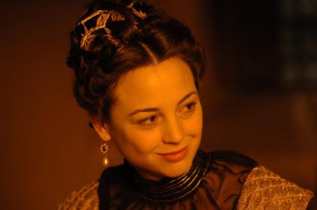 Leonor Watling en el papel de Guiomar de Ulloa